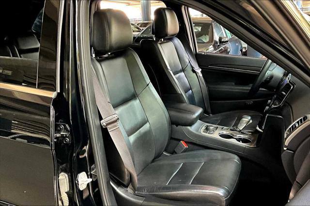 used 2019 Jeep Grand Cherokee car, priced at $20,915