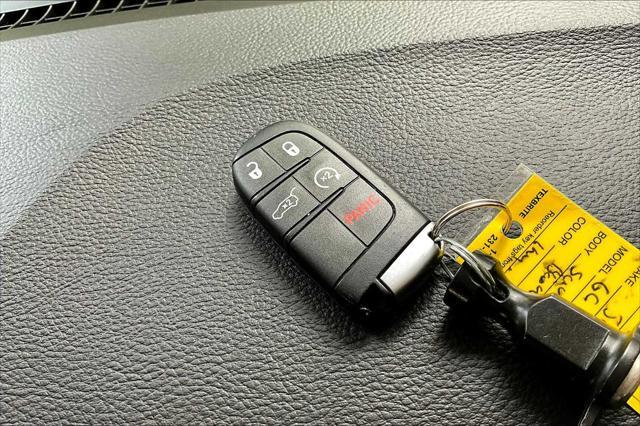 used 2019 Jeep Grand Cherokee car, priced at $20,915