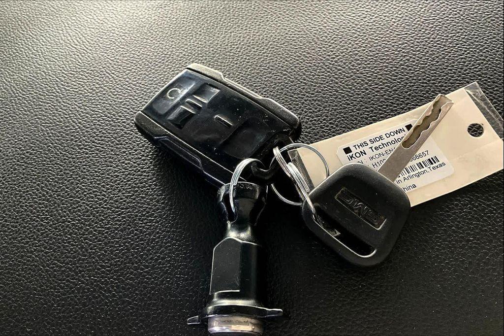 used 2014 GMC Sierra 1500 car, priced at $12,977