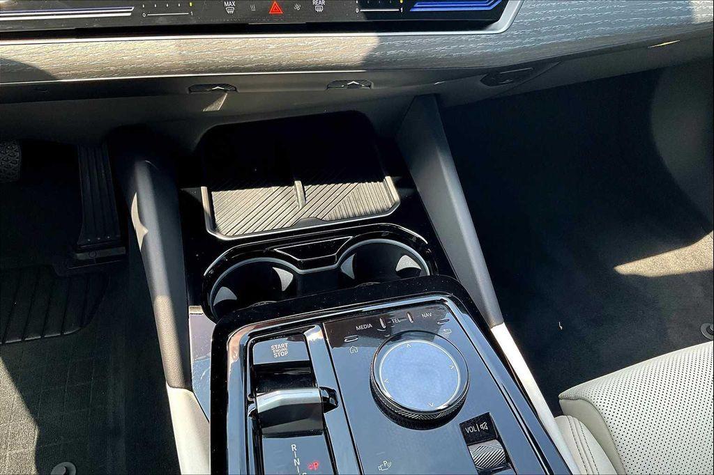 new 2025 BMW 530 car, priced at $60,775