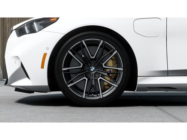 new 2025 BMW M5 car, priced at $138,275