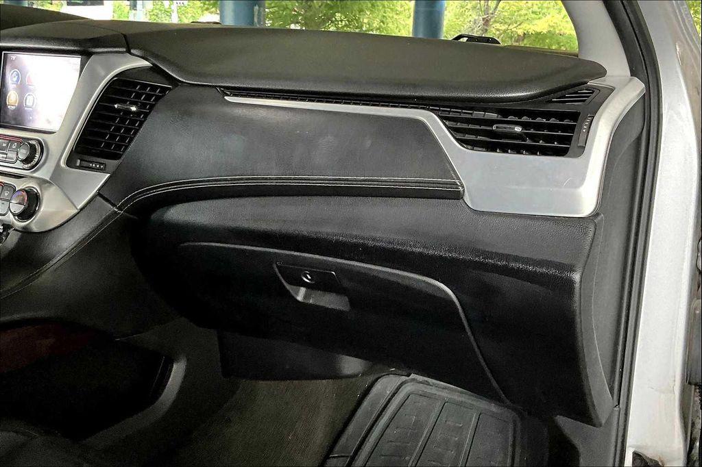used 2016 GMC Yukon XL car, priced at $13,977