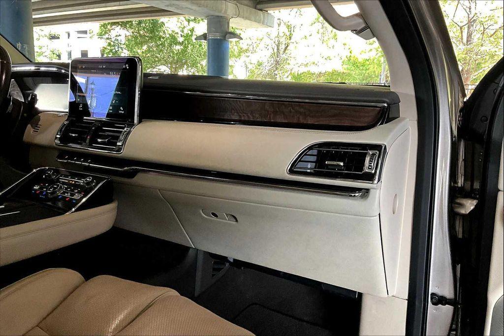 used 2019 Lincoln Navigator car, priced at $35,709
