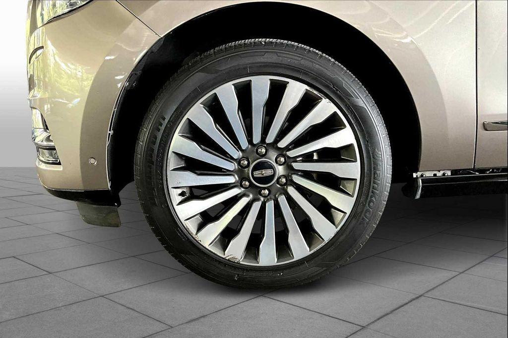 used 2019 Lincoln Navigator car, priced at $35,709