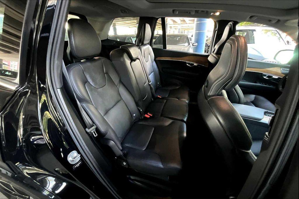 used 2022 Volvo XC90 car, priced at $38,215