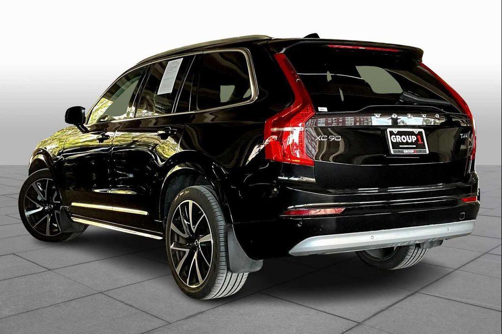 used 2022 Volvo XC90 car, priced at $38,215