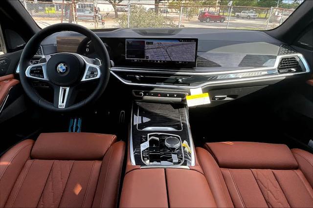 new 2025 BMW X7 car, priced at $117,020