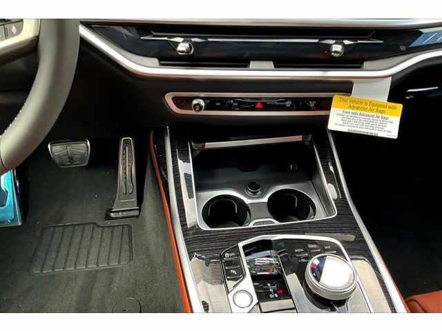 new 2025 BMW X7 car, priced at $119,970