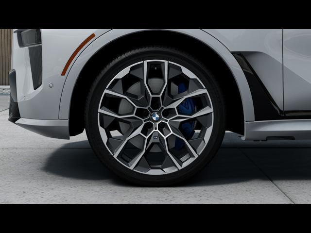 new 2025 BMW X7 car, priced at $119,970