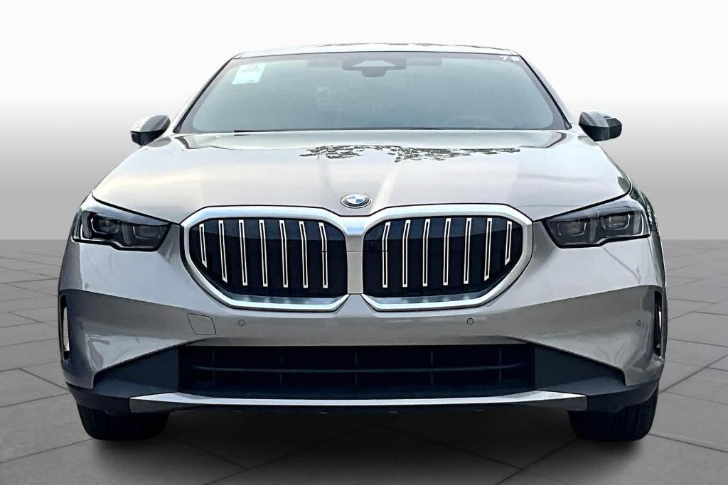 new 2024 BMW 530 car, priced at $60,460