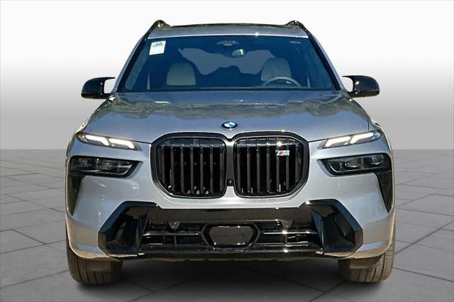 new 2025 BMW X7 car, priced at $121,370