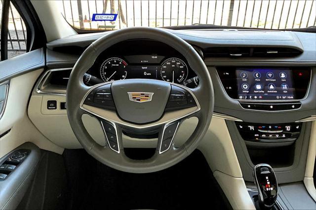 used 2021 Cadillac XT5 car, priced at $25,915