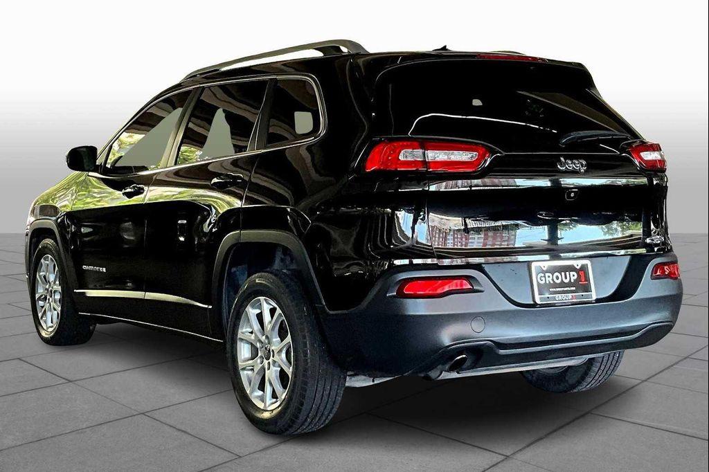 used 2015 Jeep Cherokee car, priced at $10,964