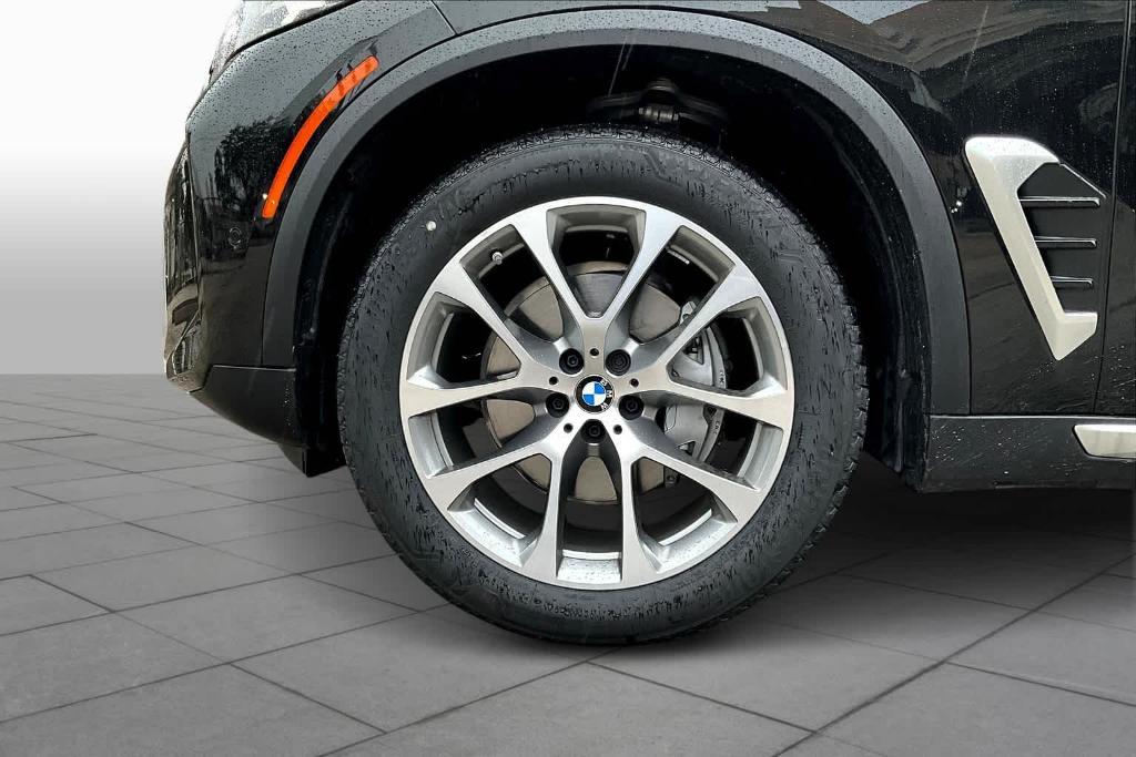 new 2024 BMW X5 car, priced at $69,660