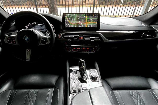 used 2022 BMW M550 car, priced at $42,998