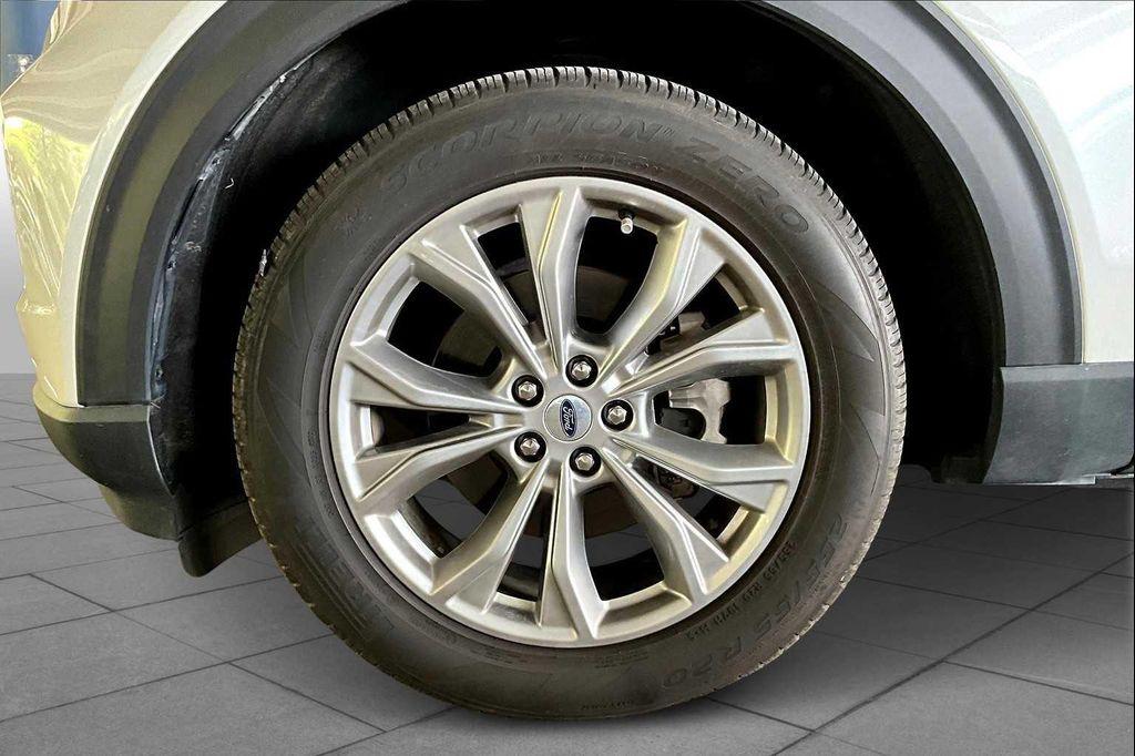 used 2023 Ford Explorer car, priced at $29,271