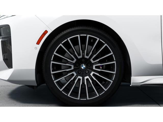 new 2025 BMW 760 car, priced at $133,115