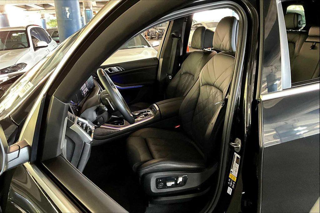 used 2023 BMW X7 car, priced at $54,997