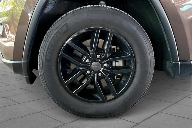 used 2021 Jeep Grand Cherokee car, priced at $25,364