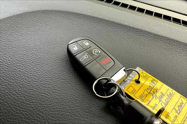 used 2021 Jeep Grand Cherokee car, priced at $25,364