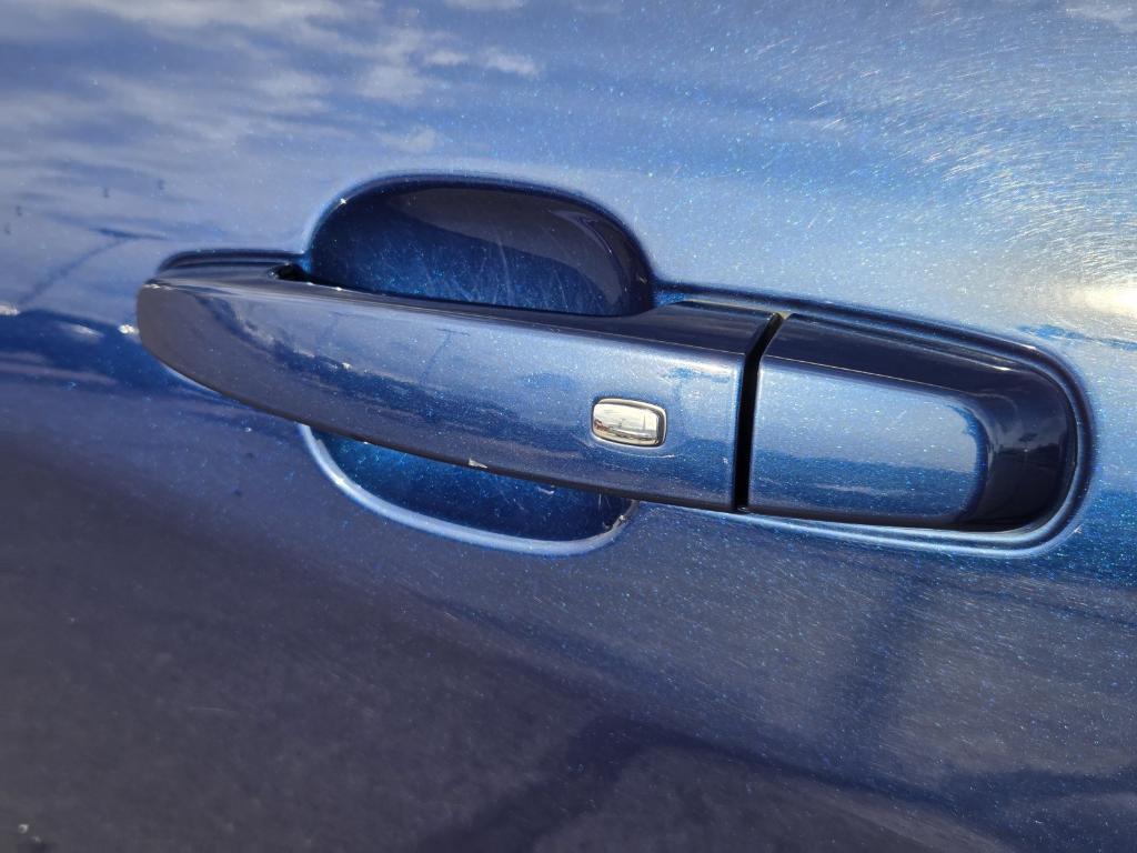 used 2023 Chevrolet Equinox car, priced at $21,421