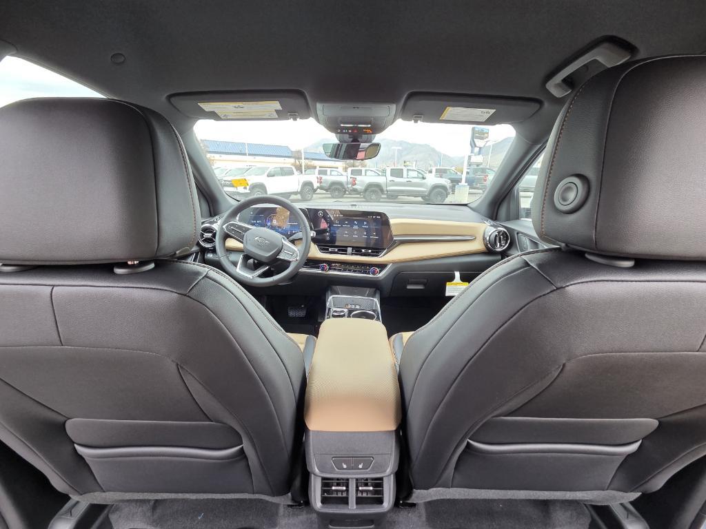 new 2026 Chevrolet Equinox car, priced at $40,285