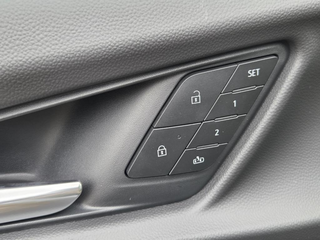 new 2026 Chevrolet Equinox car, priced at $40,285