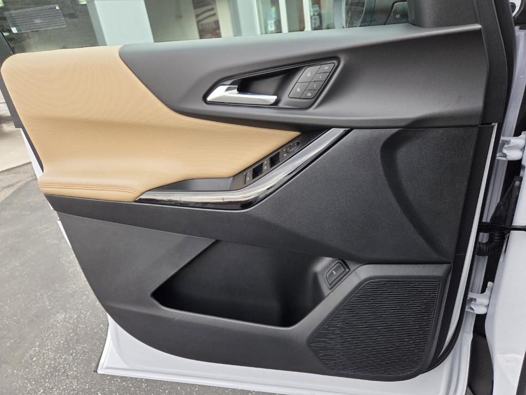 new 2026 Chevrolet Equinox car, priced at $40,285