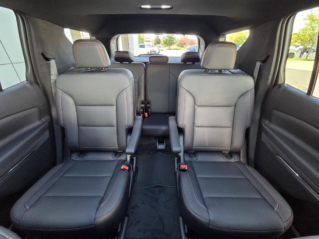 new 2026 Chevrolet Traverse car, priced at $57,950