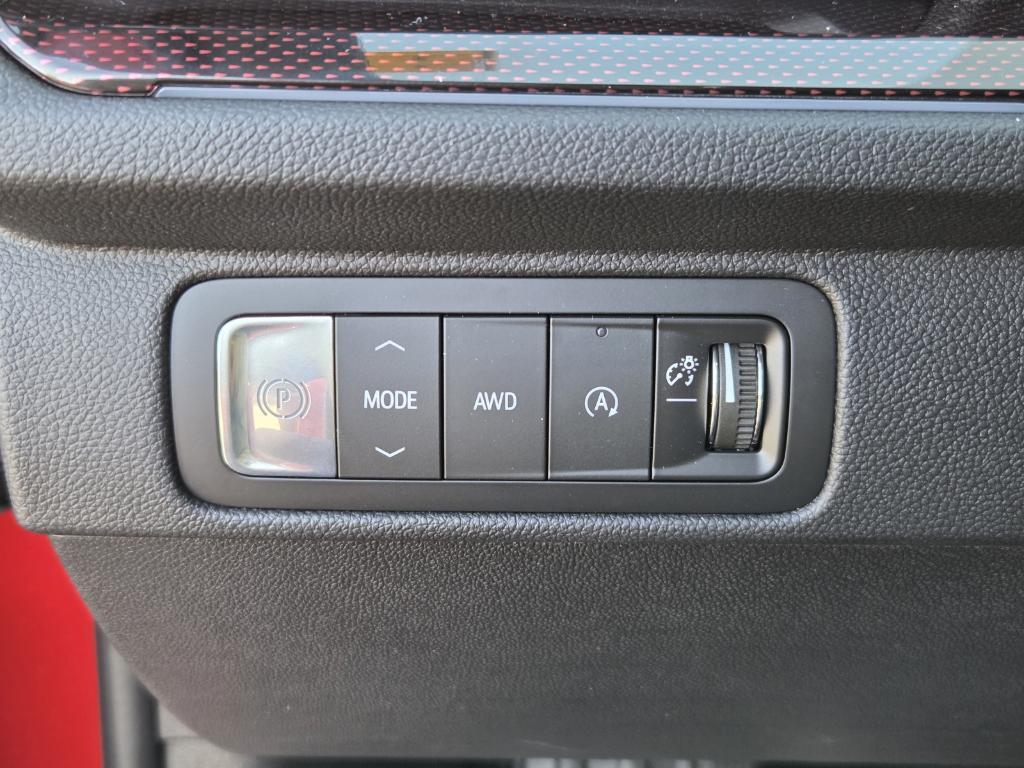 new 2026 Chevrolet Traverse car, priced at $57,950