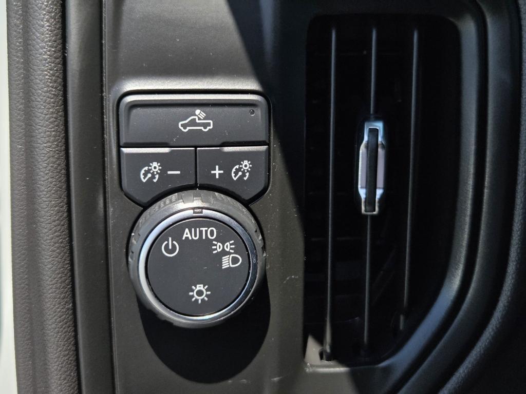 used 2024 Chevrolet Silverado 1500 car, priced at $30,881