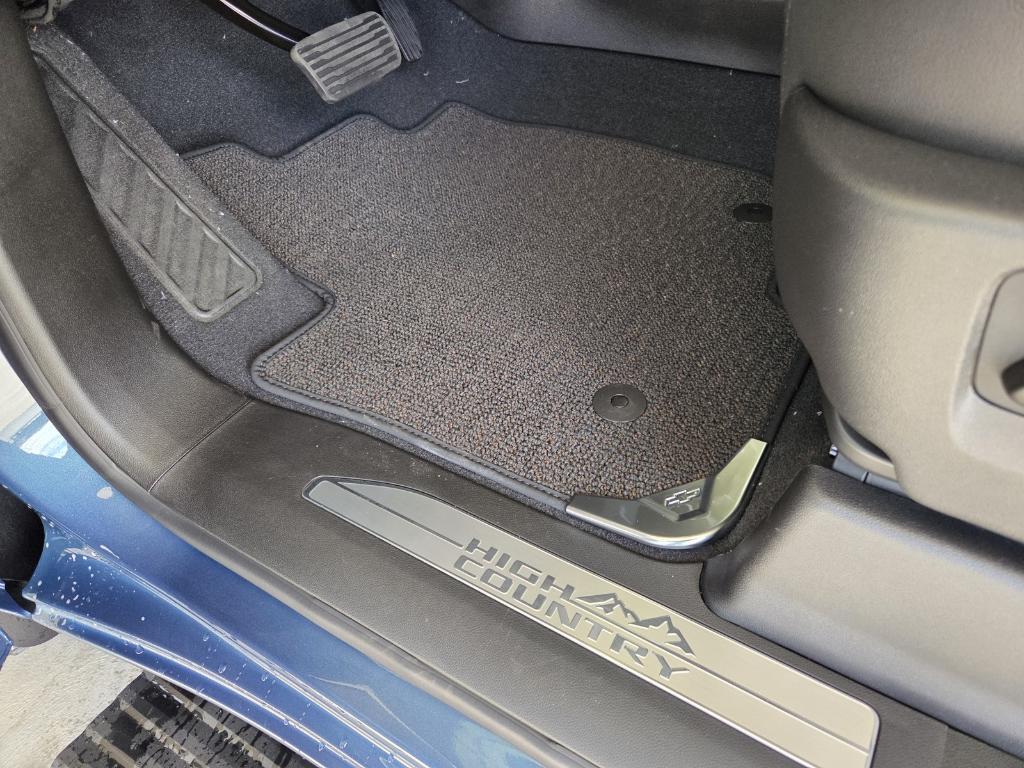 new 2025 Chevrolet Silverado 3500 car, priced at $87,379