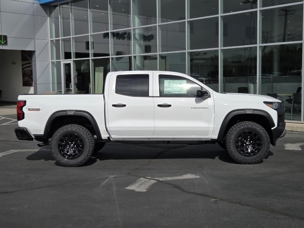 new 2026 Chevrolet Colorado car, priced at $43,190