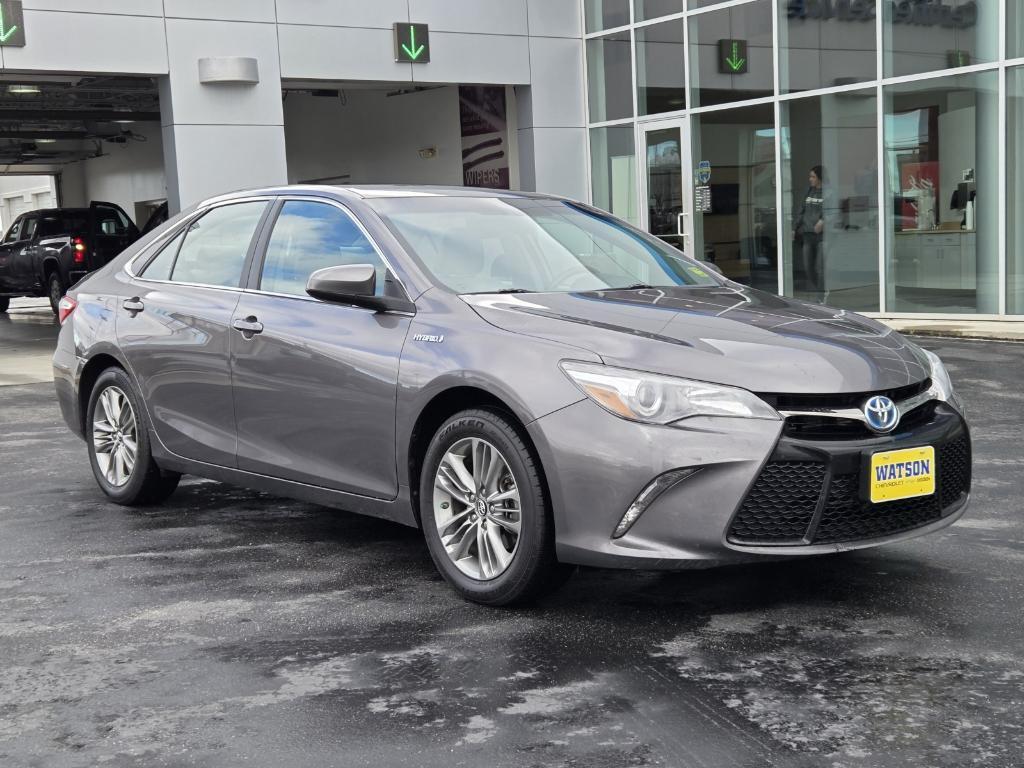 used 2017 Toyota Camry Hybrid car, priced at $14,881