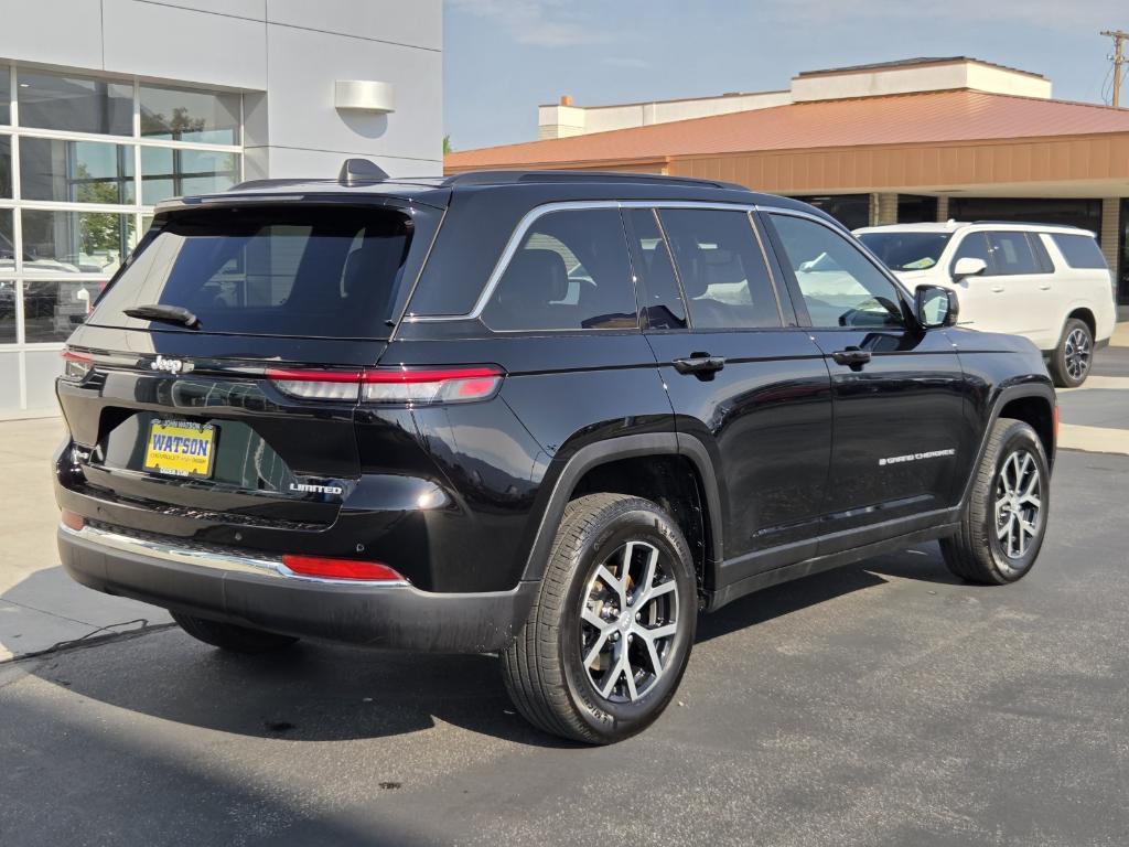 used 2024 Jeep Grand Cherokee car, priced at $38,211