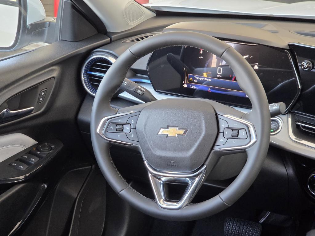 new 2025 Chevrolet Trax car, priced at $25,735
