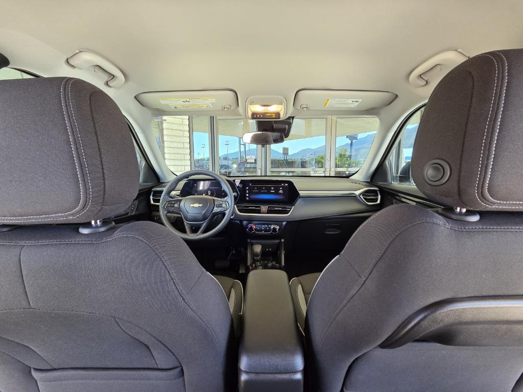 used 2025 Chevrolet TrailBlazer car, priced at $25,245