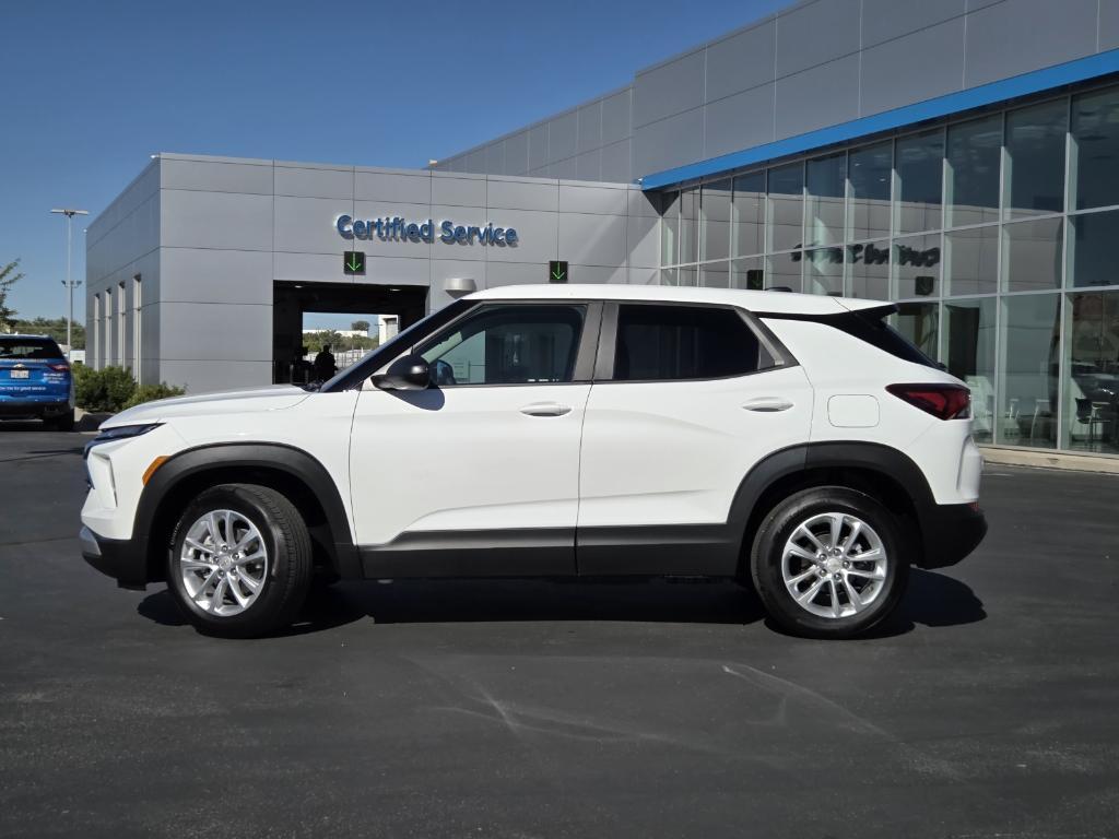 used 2025 Chevrolet TrailBlazer car, priced at $25,245