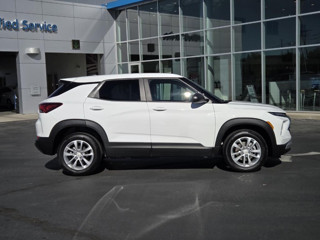 used 2025 Chevrolet TrailBlazer car, priced at $25,245