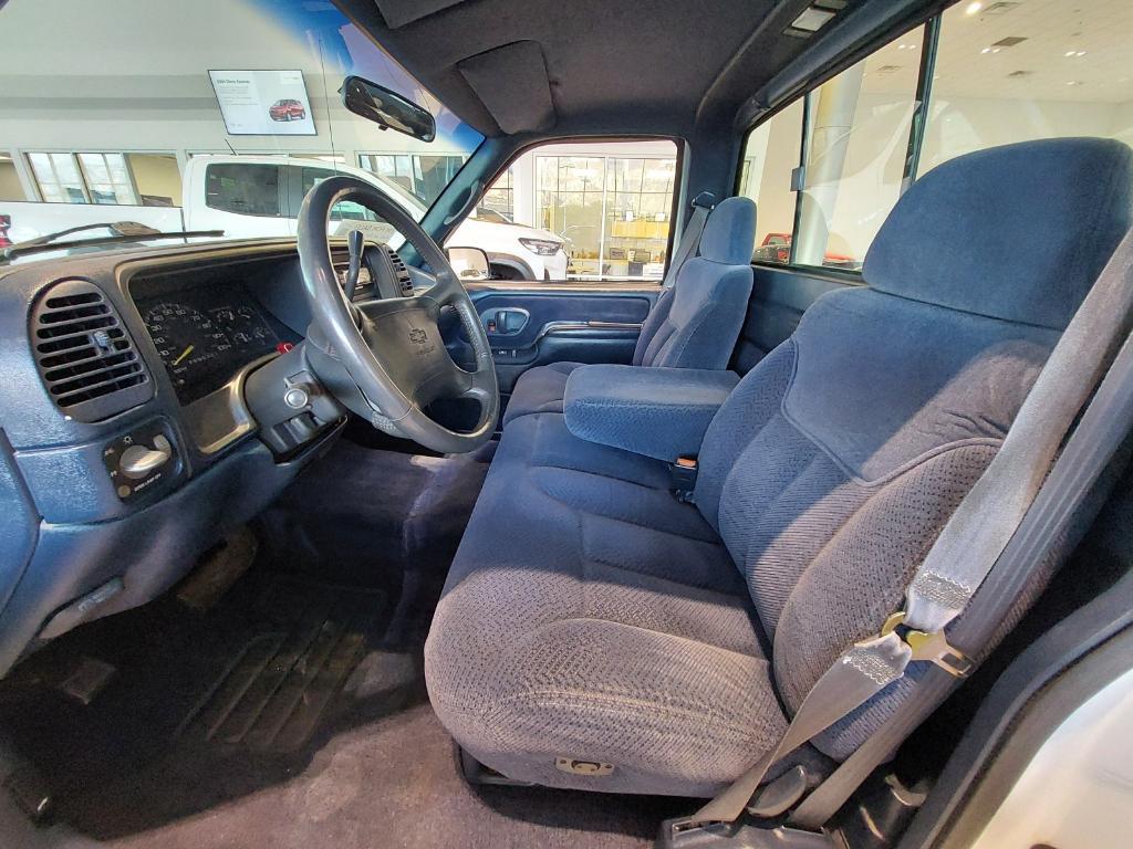 used 1995 Chevrolet 1500 car, priced at $22,995