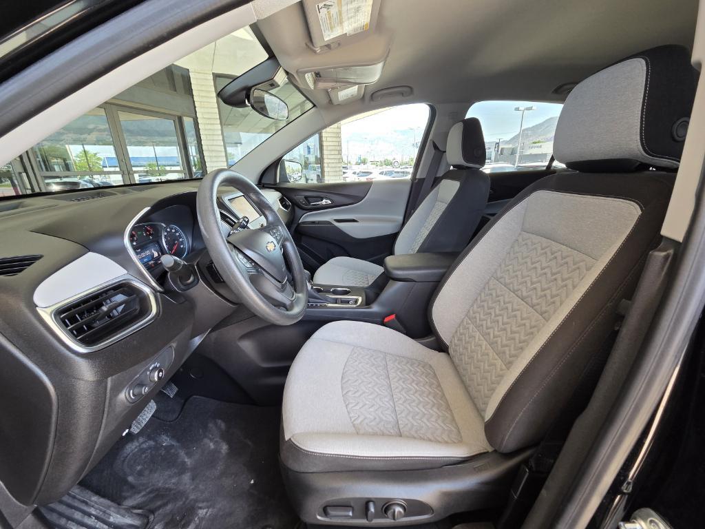 used 2024 Chevrolet Equinox car, priced at $26,881