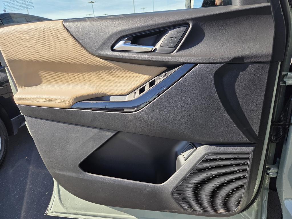 new 2026 Chevrolet Equinox car, priced at $40,785