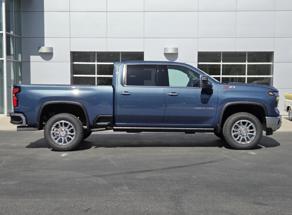 new 2025 Chevrolet Silverado 3500 car, priced at $85,670