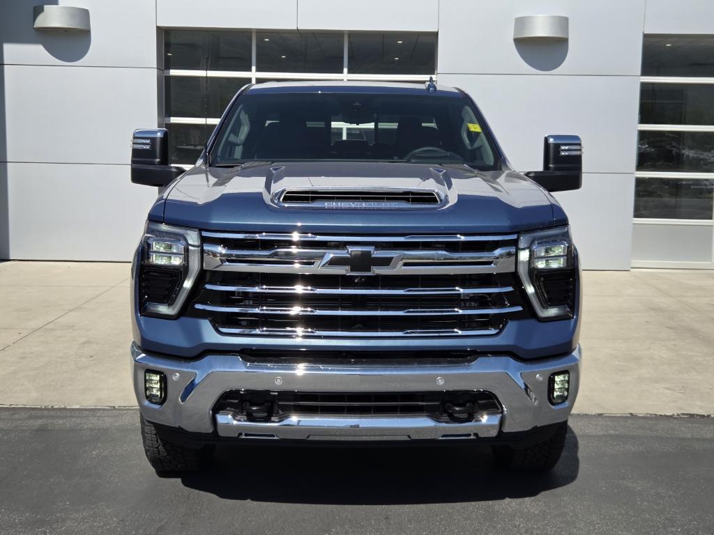new 2025 Chevrolet Silverado 3500 car, priced at $85,670