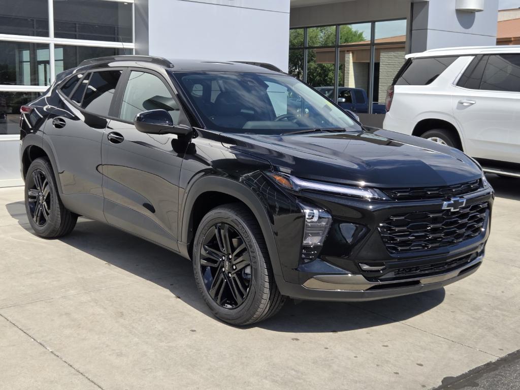 new 2025 Chevrolet Trax car, priced at $25,895
