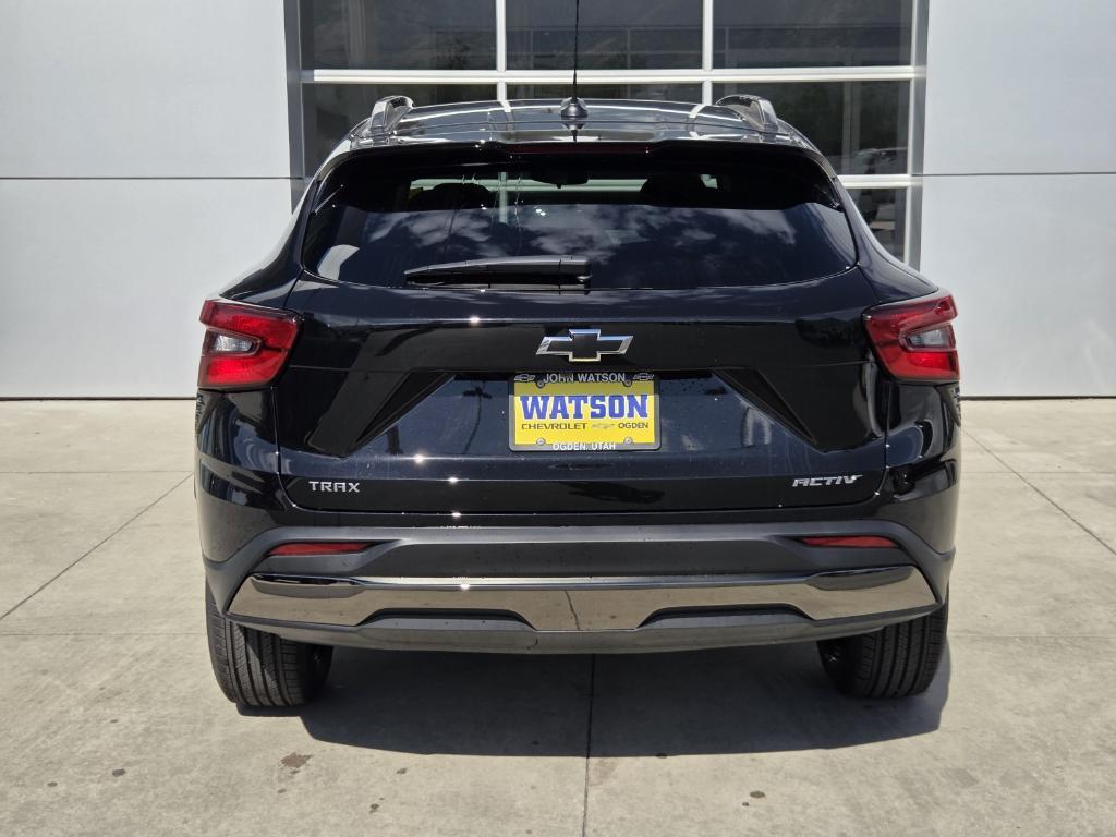 new 2025 Chevrolet Trax car, priced at $25,895