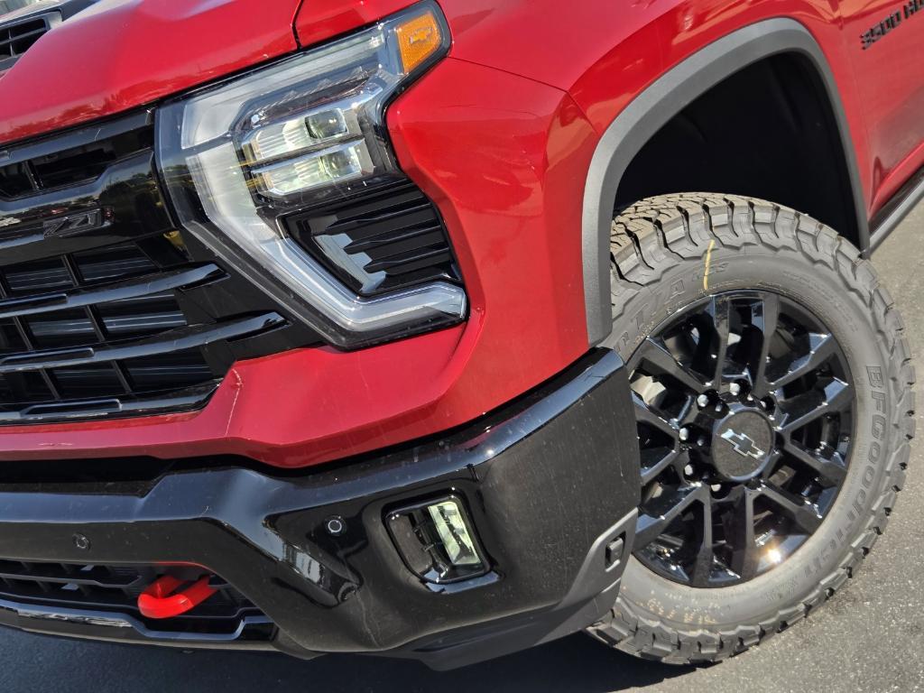 new 2025 Chevrolet Silverado 3500 car, priced at $83,087