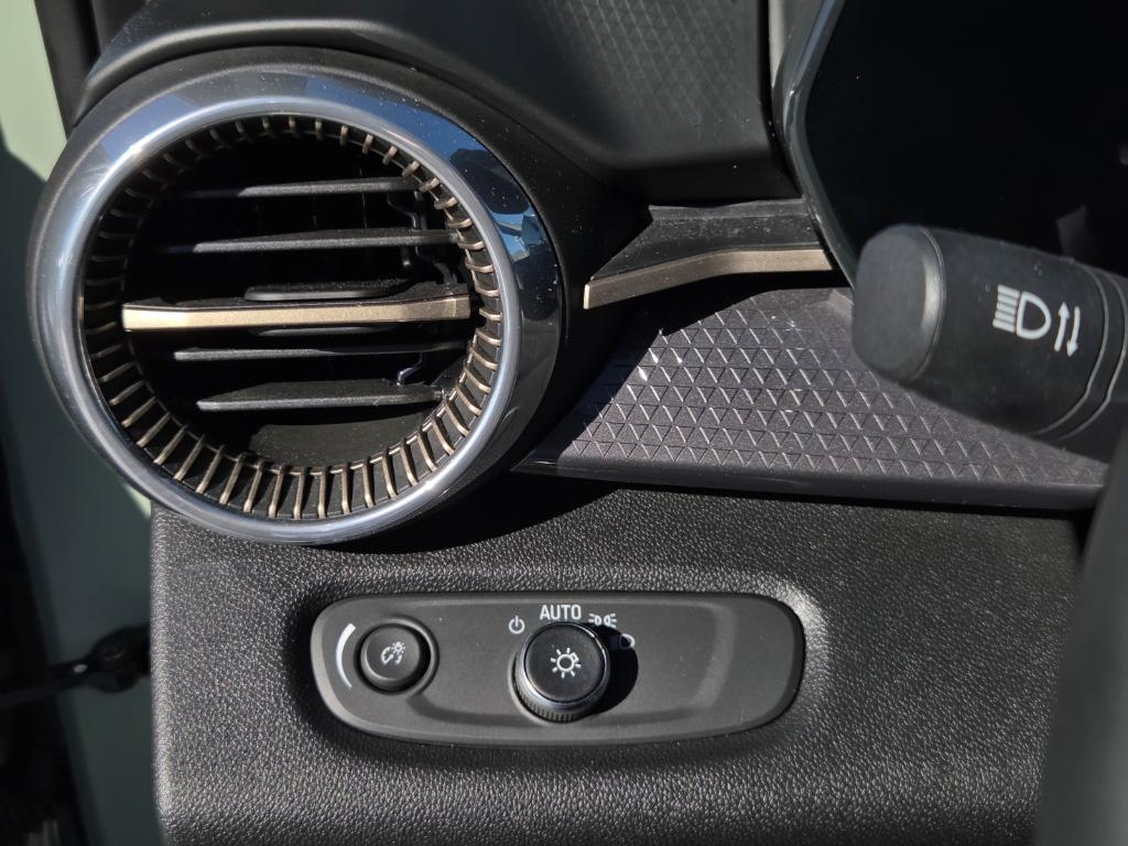 used 2025 Chevrolet Trax car, priced at $24,721