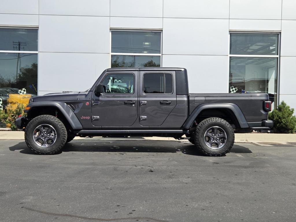 used 2020 Jeep Gladiator car, priced at $34,421