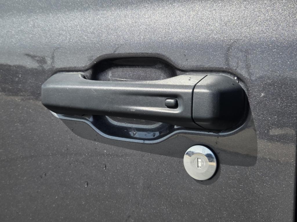 used 2020 Jeep Gladiator car, priced at $34,421